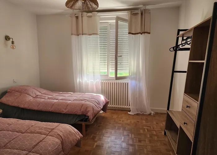 La Maison Des étoiles Chazé-Henry